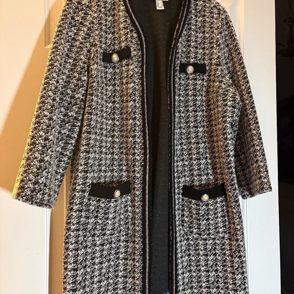 Joesph Ribkoff  Dressy Saeater Jacket